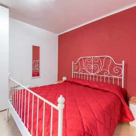 Al Cortile Apartment