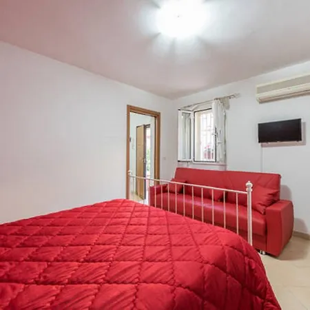 Apartment Al Cortile *