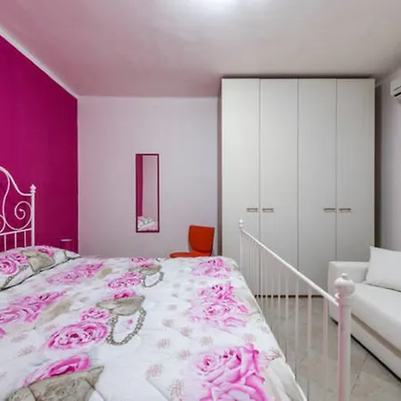 Al Cortile Apartment *
